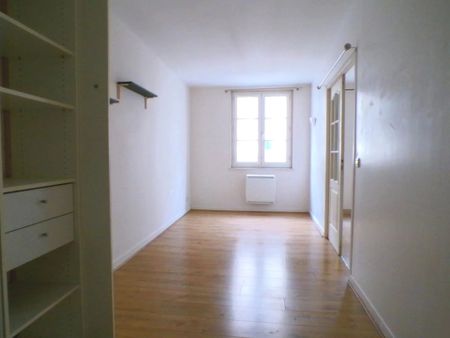 Location Appartement 3 pièces 63m² LA ROCHELLE 17000 - Photo 5