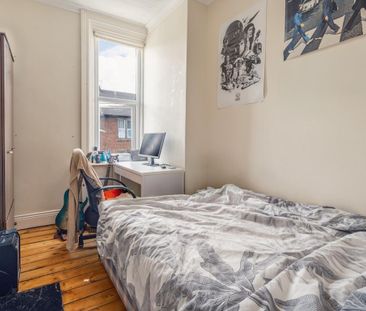 4 bedroom terraced house to rent - Photo 4