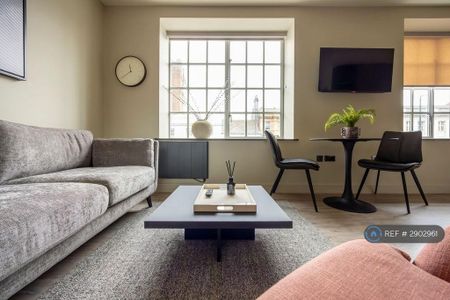 Studio to rent - Photo 2