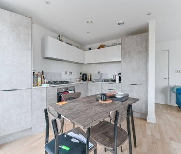 1 bedroom flat to rent - Photo 6