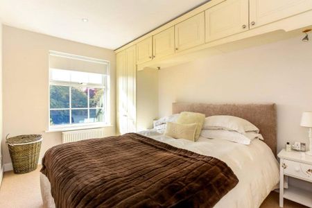 3 bedroom link detached house to rent - Photo 4