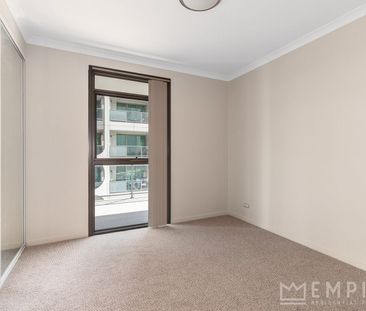 Renovated and easy to maintain! - Photo 6