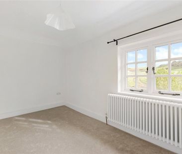 4 bedroom detached house to rent - Photo 4