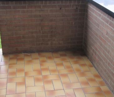 Appartement te huur in Sint-Kruis voor € 800 met 2 slaapkamers - Photo 3