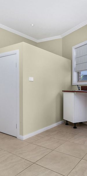 Modern studio in great location - Photo 1