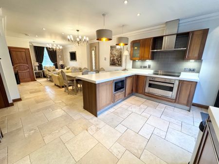 Thames Street, Poole - Photo 3