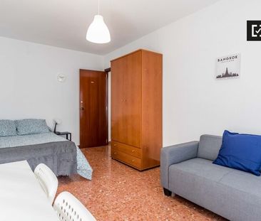 valencia, Valencian Community 46035 - Photo 3