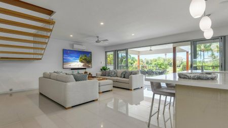 8 Cascade Drive, Port Douglas QLD - Photo 4