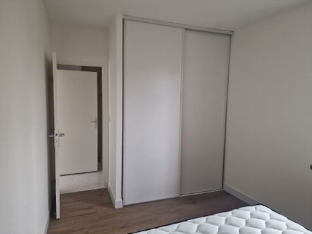 Location Appartement 2 pièces 50m² CHATEAUNEUF SUR LOIRE 45110 - Photo 2