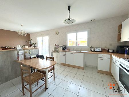 Location Maison 5 pièces 116m² - Photo 3