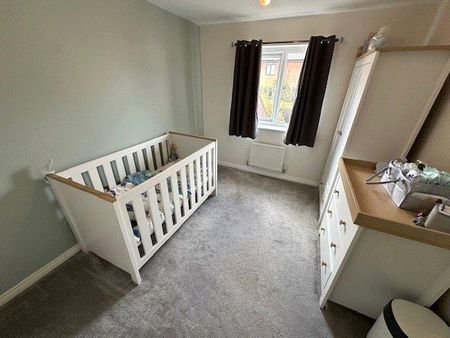 4 bedroom detached house to rent - Photo 5