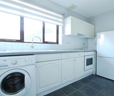 Cranfield Park Court, Radwinter Avenue,... - Photo 2