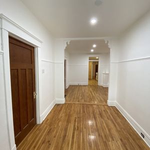 Grand 7/2 à Louer Dans Villeray - Photo 3