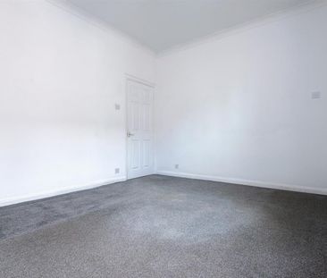 2 bedroom House To Let - Photo 3