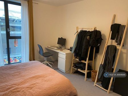 1 bedroom flat to rent - Photo 5