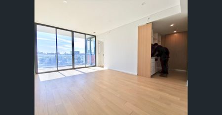 Modern 2 Bed 2 Bath Apartment Available Now! - Photo 5