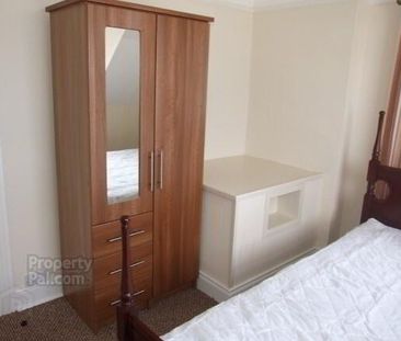1 Strand Road (Student Let ), Portstewart, BT55 7LS - Photo 4