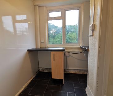 Warburton Gardens, Plymouth - Photo 4