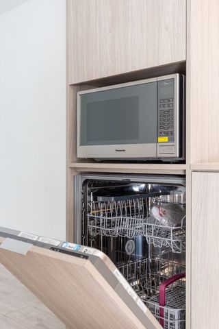 For Lease - 70 Annie Craig Drive Unit# 701, Toronto, Ontario - Photo 5