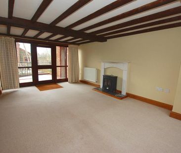 2 bedroom barn conversion to rent - Photo 4