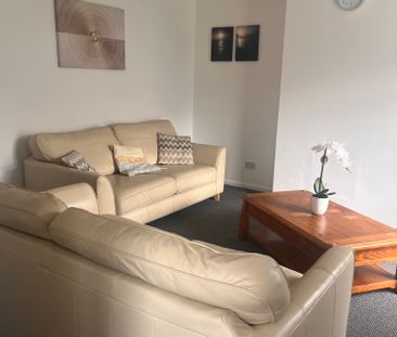 College Road 33 Room 2 - Photo 2