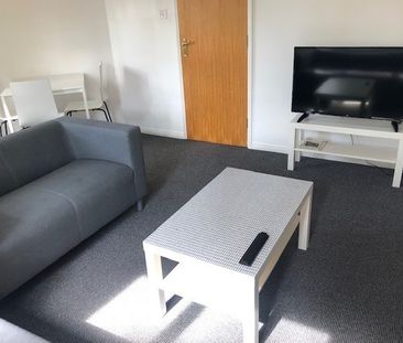 3 Bed Flat, Princes Gardens, L3 - Photo 3