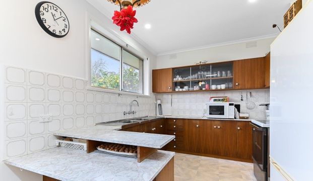 26 Lynden Grove, Mount Waverley - Photo 1