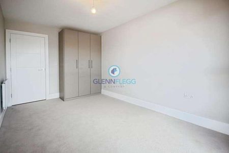 Blake House, Bishops Road, Slough, SL1 - Photo 2