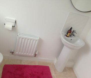 4 bedroom townhouse to rent - Photo 5