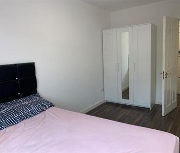 2 bedroom maisonette to rent - Photo 3