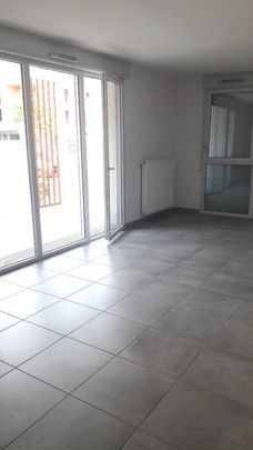 Location Appartement 3 pièces 61m² VILLENEUVE TOLOSANE 31270 - Photo 1