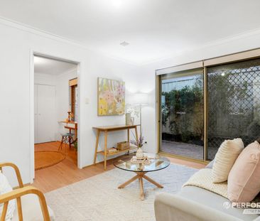 Cosy Comfort in Connected Inglewood - Photo 4