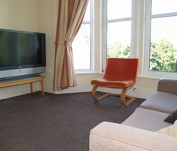 4 Bed - Mannamead Road, Plymouth - Photo 2