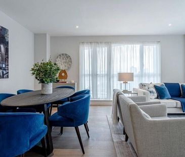 Circus Apartments, Canary Wharf - Photo 1