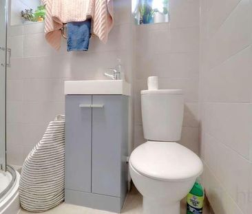 Lewes Road, Brighton, BN2 - Photo 2