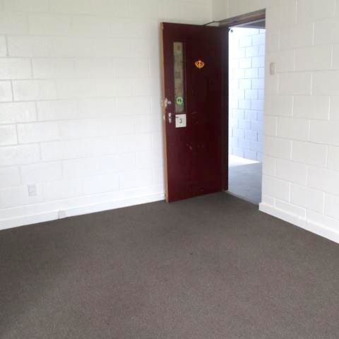 Cosy Bedsit - Photo 1