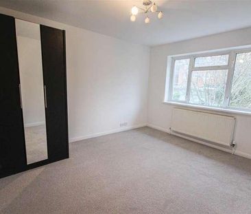 Denbigh Gardens, Southampton, SO16 - Photo 4