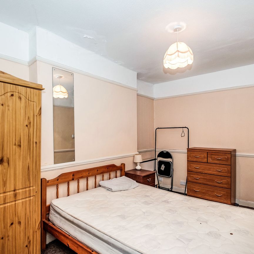 1 bedroom apartment to rent Marine Parade, Worthing, West Sussex, BN11 - Photo 1