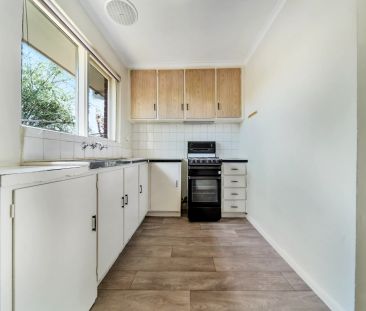 Comfort, Space & Convenience in Noble Park - Photo 6