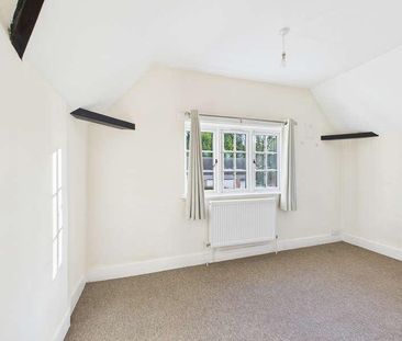 Adwell, Thame, Oxfordshire, OX9 - Photo 2