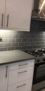 7 Bed Terraced House, Whitby Road, M14 - Photo 3