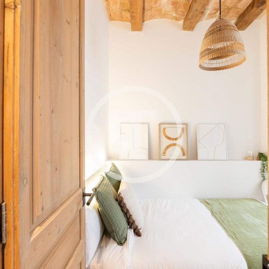 Piso de alquiler en Rambla de Badal, Sants - Photo 1