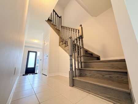 For Lease - 26 Yarl Drive, Markham, Ontario - Photo 5