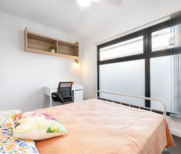 7-bedroom shared house / townhouse, Woodmere Avenue - Photo 6