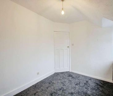 Chestnut Avenue, Slough, SL3 - Photo 5