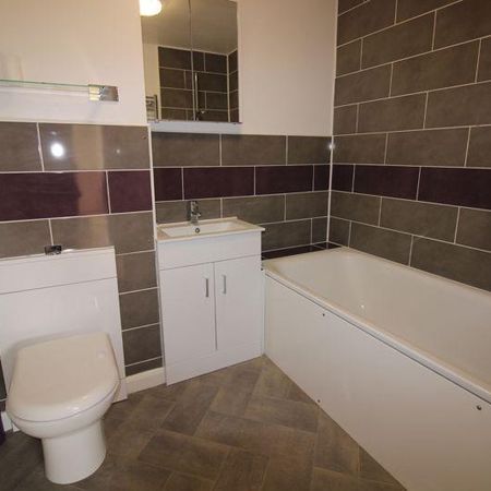 2 bedroom apartment to rent - Photo 3