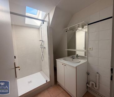 Location Appartement 2 pièces 33m² FONTAINES SUR SAONE 69270 - Photo 3