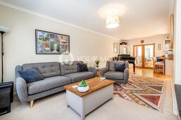 3 bedroom detached house to rent - Photo 1