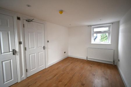 7 bedroom terraced house to rent - Photo 3