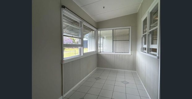 Perfect Family Home - Photo 1